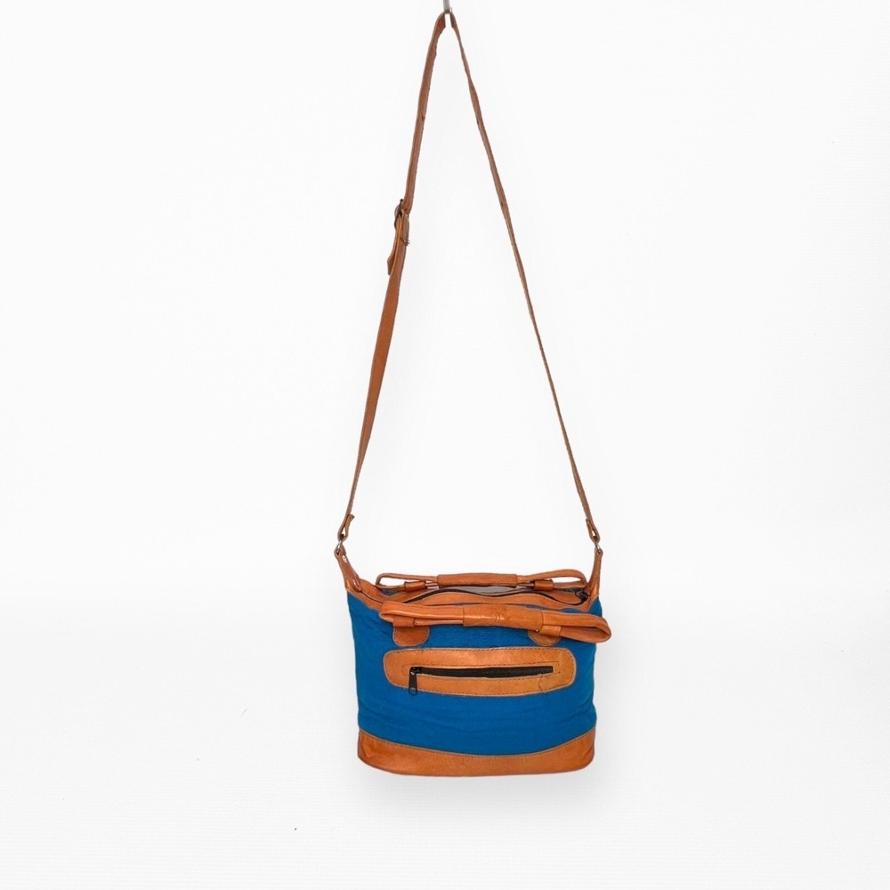 Multicolor Embroidered‎ Shoulderbag - Picture 3 of 7
